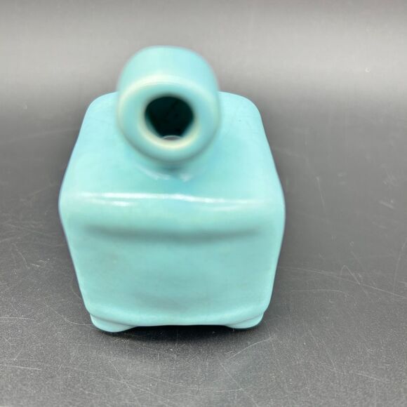 Woodstove Shaped Ashtray Ceramic Light Blue (C) - Picture 4 of 6